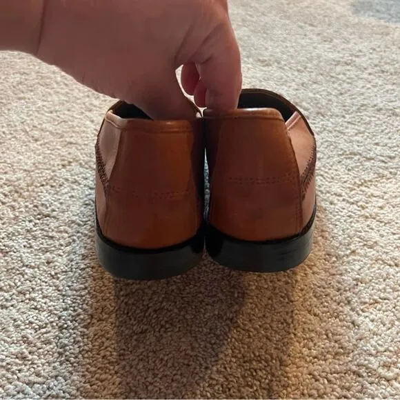 Kenneth Cole Men’s Size 10 D Leather Slip On Loafers in Cognac Brown