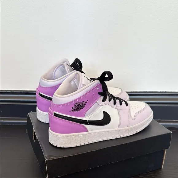 Kids' Nike Air Jordan mid Purple and White Sneakers size 4.5