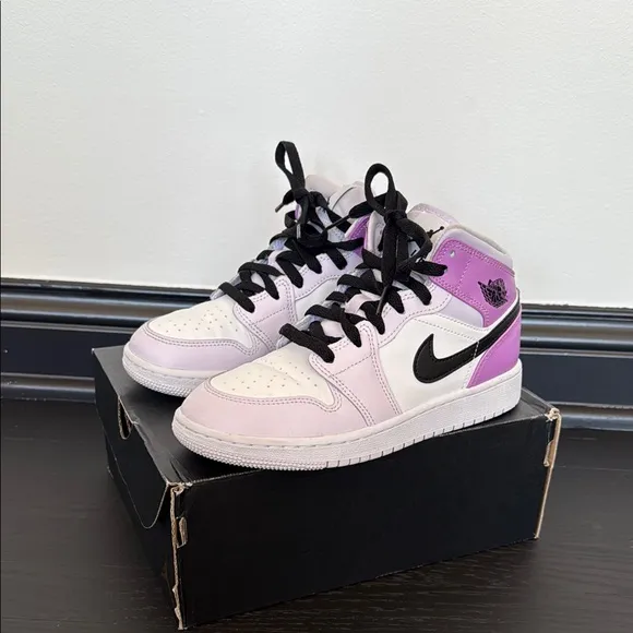 Kids' Nike Air Jordan mid Purple and White Sneakers size 4.5