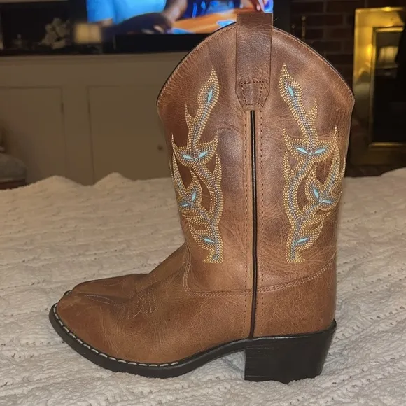 Kids Old West Cowboy Boots Excellent Condition size: 1.5/2