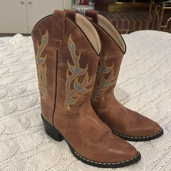 Kids Old West Cowboy Boots Excellent Condition size: 1.5/2