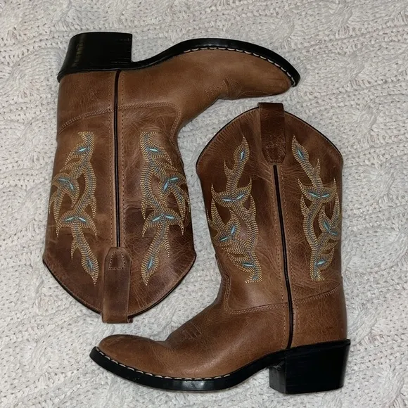 Kids Old West Cowboy Boots Excellent Condition size: 1.5/2