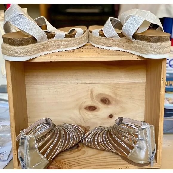 Kids Steve Madden Slvr Kimmie Flatform SZ 3 ALDO Slvr Nydaullan SZ 2 Sandal Bndl