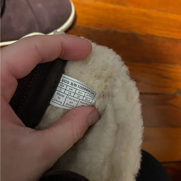 Kids Ugg barely boots 1