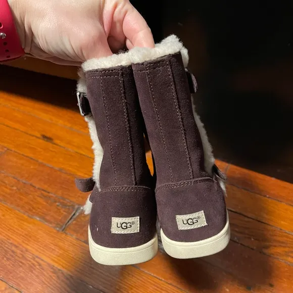 Kids Ugg barely boots 1