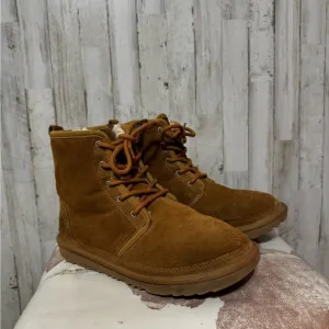Kids Ugg Harkley Chukka Boots size 5