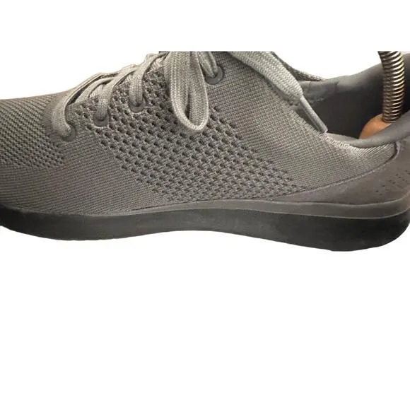 Kizik Sneakers Mens Size 10.5 Wide Woman 12Wide Charcoal Grey Kizik Sole Vietnam