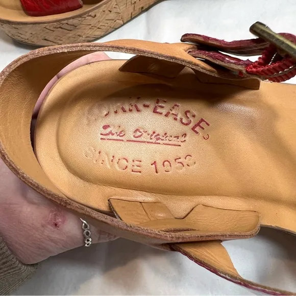 Kork-Ease Ava Chloe Myrna red tan leather wedge sandals size 38 US 7