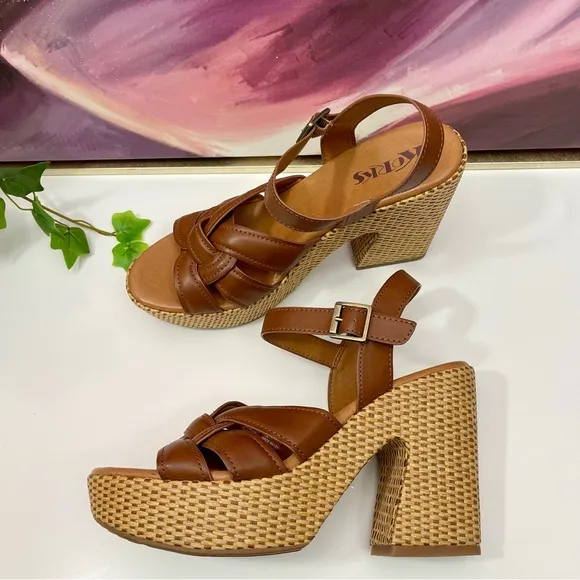 Korks by Kork-Ease Dee Sandals Strappy Wedge Heel Platforms Cognac Brown Size 10