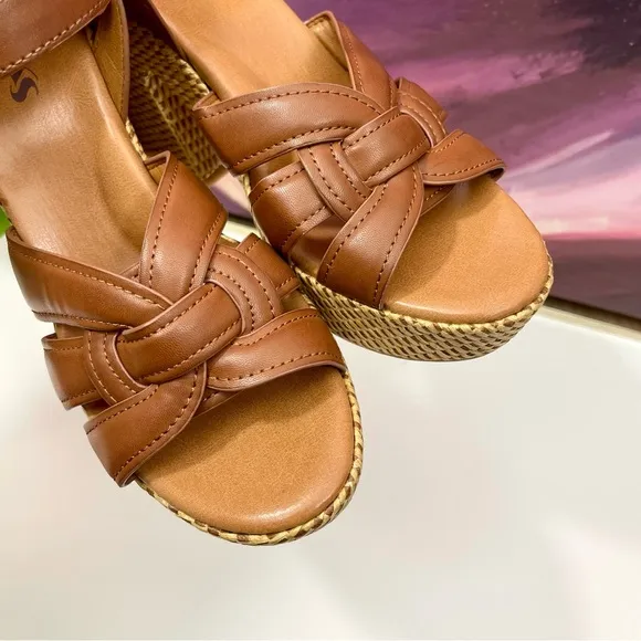 Korks by Kork-Ease Dee Sandals Strappy Wedge Heel Platforms Cognac Brown Size 10