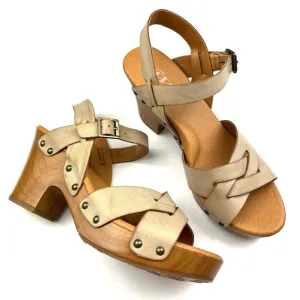 Korks Kork Ease Desiree Cream Vegan Leather Platform Sandals size 8