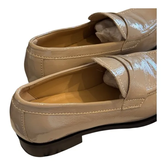 La Canadienne Dominic Loafers in Taupe Patent