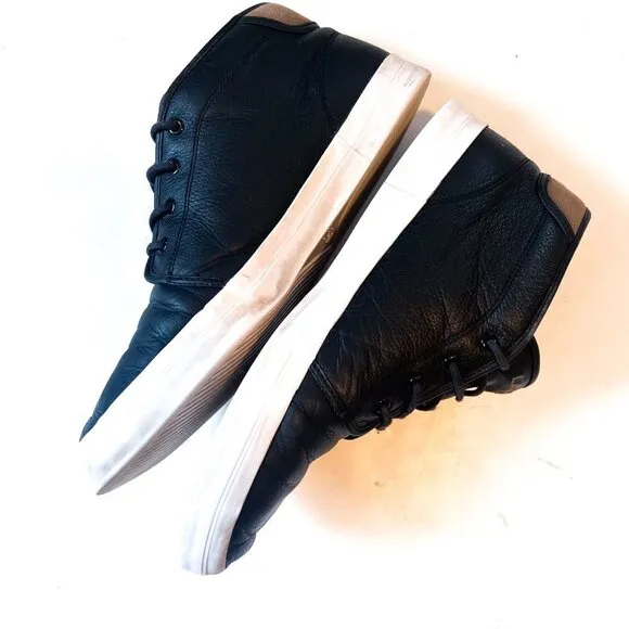 Lacoste Men's Ampthill Chunky Leather High-Top Trainer Sneakers Chukka  Size 13