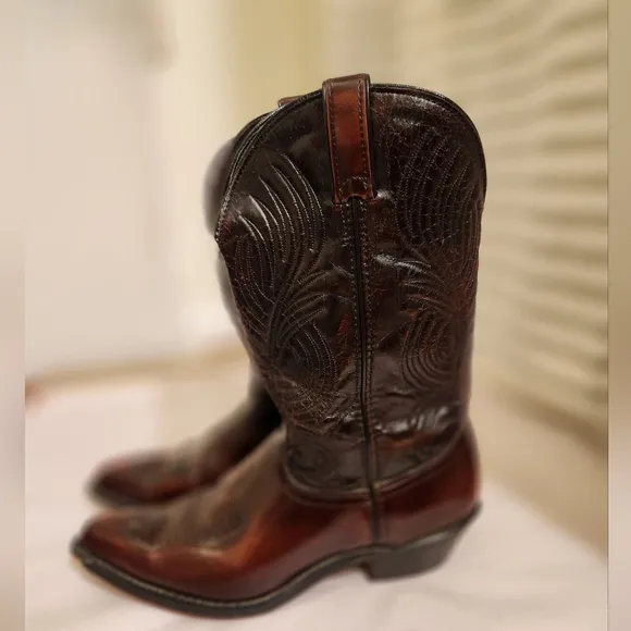 Laredo Men's cowboy boots leather dark  11.5 EE Made in USA