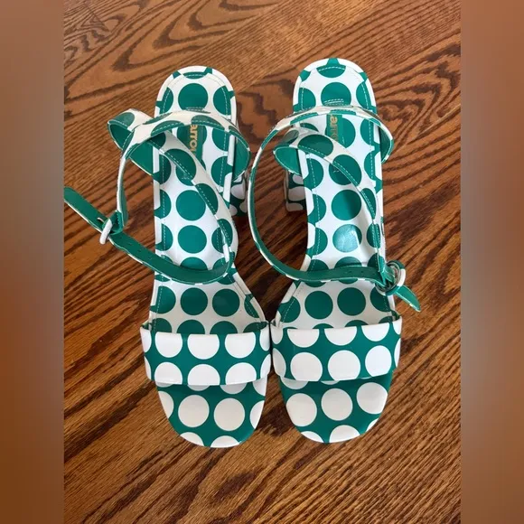 Larroude Green Polka Dot ankle strap heels size 10