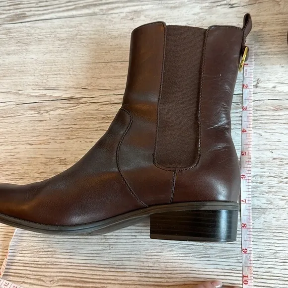 Lauren Ralph Lauren Leather Mona Brown Pull On Boots size 8