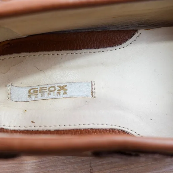 Leather Boat Loafers Womens 7.5 D GEOX Respira Tan Deck Tie Moccasin Nautical