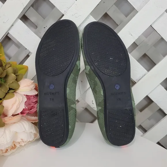 Limited Edition Rothy's Olive Camo Round Toe Loafers Size 7.5