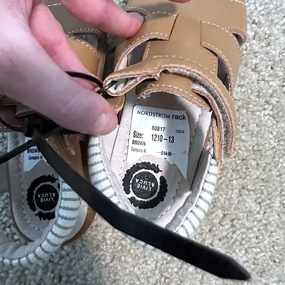 Livie and Luca tan Sailor sandals unisex little kid 12 new never worn