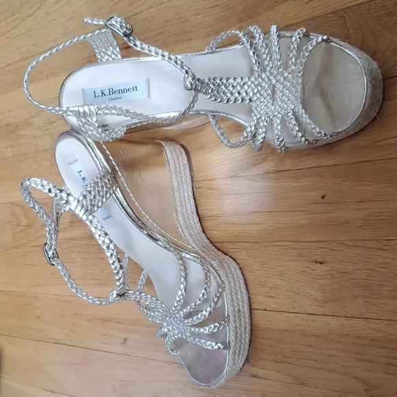 LK Bennett Gold Aquina wedge sandals 8.5