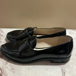 Louise Et Cie Womens Lo-Zanie Loafers Black Patent Leather Slip On Moc Toe 6.5
