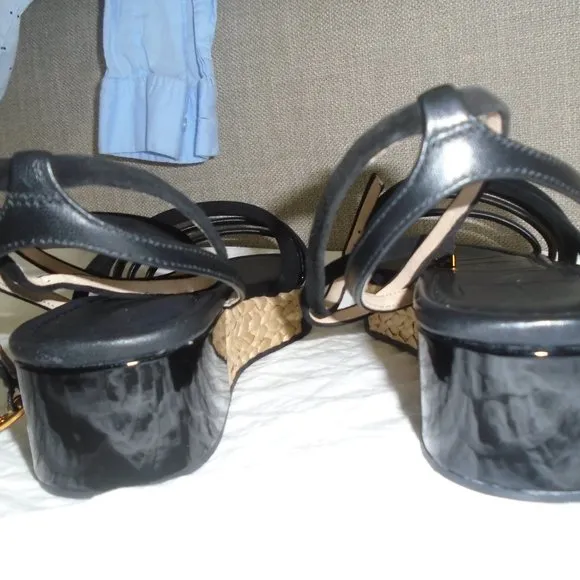 LOUISE ETCIE BLACK STRAPPY SANDALS SHOES SIZE 8 1/2 MSRP $119.00 BRAND NEW