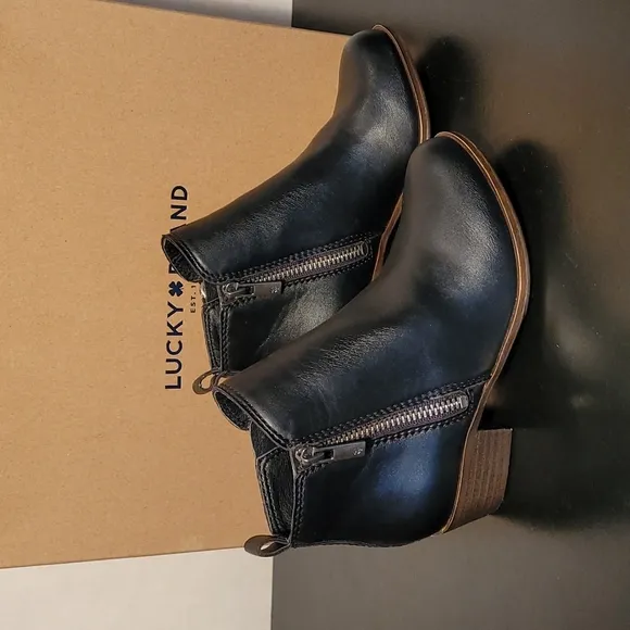 Lucky Brand Basel Black Leather Ankle Boots Girls Size 11M