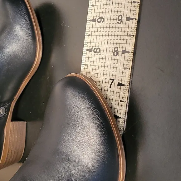 Lucky Brand Basel Black Leather Ankle Boots Girls Size 11M