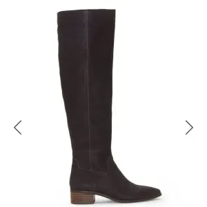 Lucky Brand Kitrie Pebbled Leather Boots in Black- size 7