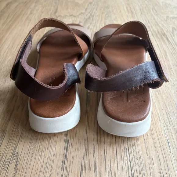MAD MAD Leather Sandals Strappy Ankle  Made in Spain Brown SZ EU 35; US 5