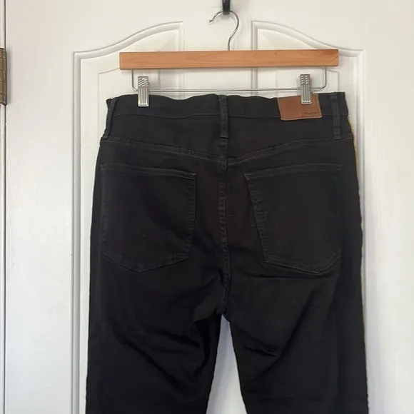 Madewell | Black Cali Demi-Boot Jeans Festive Gold Piping Edition Size 31/12