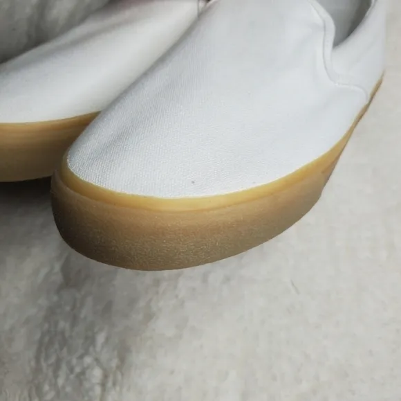 Madewell Sidewalk White Cream Canvas Gum Sole Slip On Sneakers