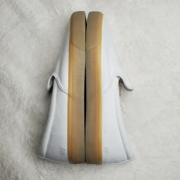 Madewell Sidewalk White Cream Canvas Gum Sole Slip On Sneakers