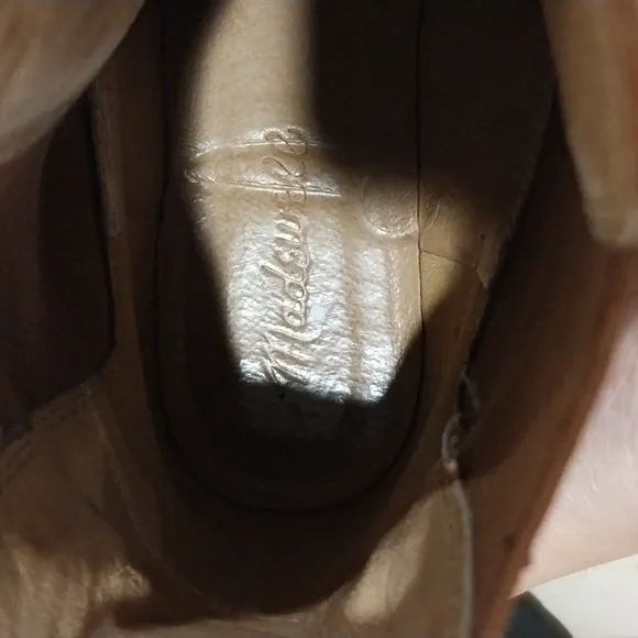 Madewell The Citywalk Lug Sole Chelsea Boots Size 7.5 Brown Leather Pull On
