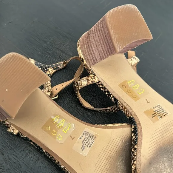Madewell The Hollie Ankle-Strap Sandal in Snake Embossed Leather Sz 7