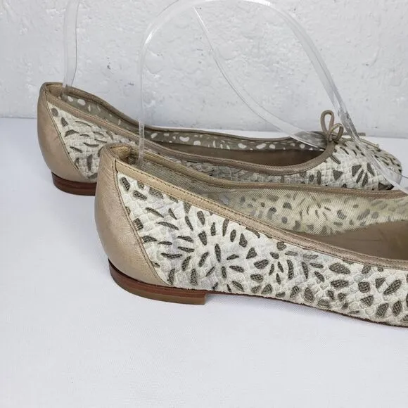 Manolo Blahnik Veralli Tan Laser Cut Slip On Ballet Flats Bow Womens Size 37.5