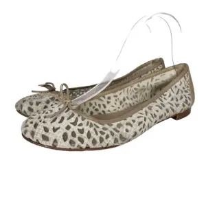 Manolo Blahnik Veralli Tan Laser Cut Slip On Ballet Flats Bow Womens Size 37.5