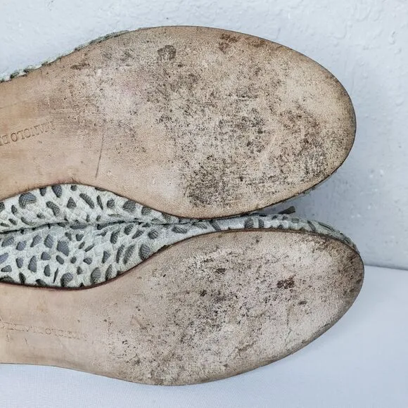 Manolo Blahnik Veralli Tan Laser Cut Slip On Ballet Flats Bow Womens Size 37.5