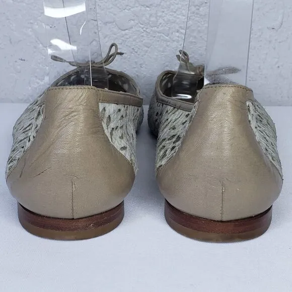 Manolo Blahnik Veralli Tan Laser Cut Slip On Ballet Flats Bow Womens Size 37.5