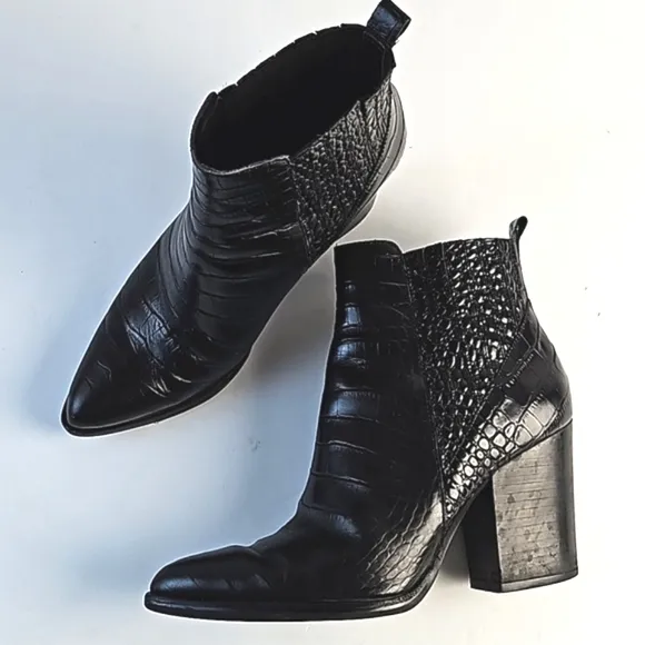 Marc Fisher Alva Black Croc Embossed Leather Pointed Toe Pull-on Block H…