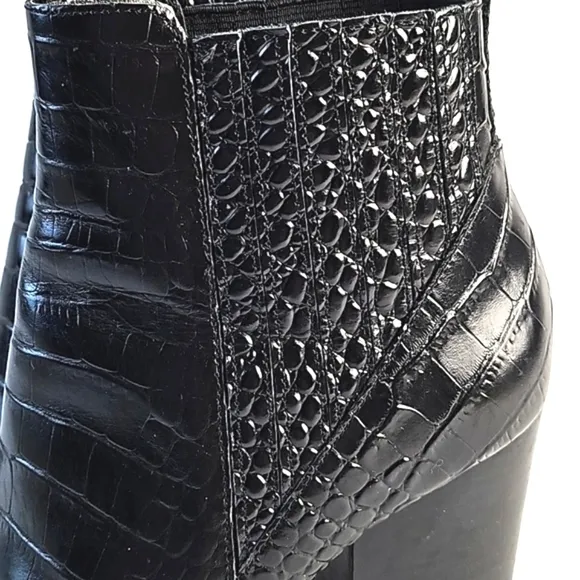 Marc Fisher Alva Black Croc Embossed Leather Pointed Toe Pull-on Block H…