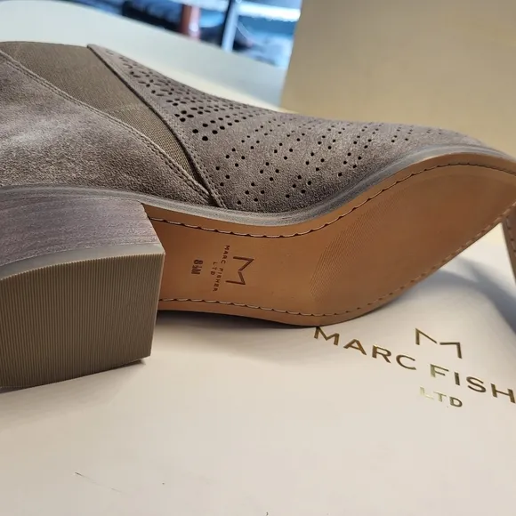 Marc Fisher Genuine Suede Booties Perforated Pull On Point Toe Ankle Boots 8.5