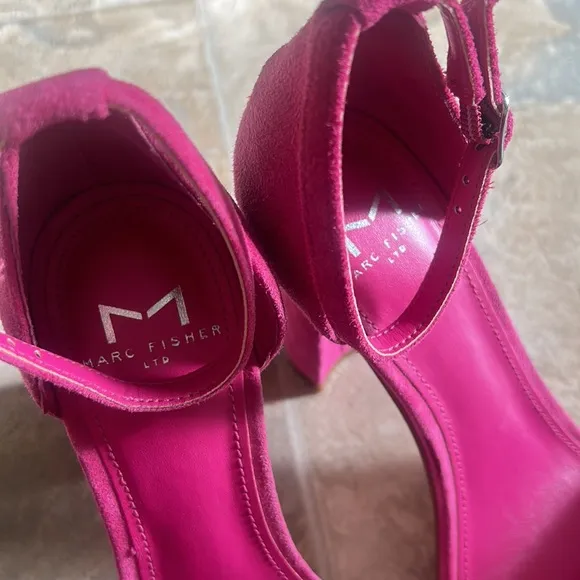 Marc Fisher Hot Pink Angelo Ankle Strap Suede Embellished Heel Sandals 6