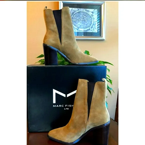 MARC FISHER Kristie Heeled Bootie Pull-On tan Suede NWT 10
