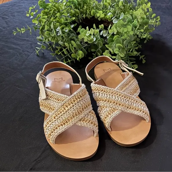 Marc Fisher Lonnie Flat Woven Sandal Ivory NWOB