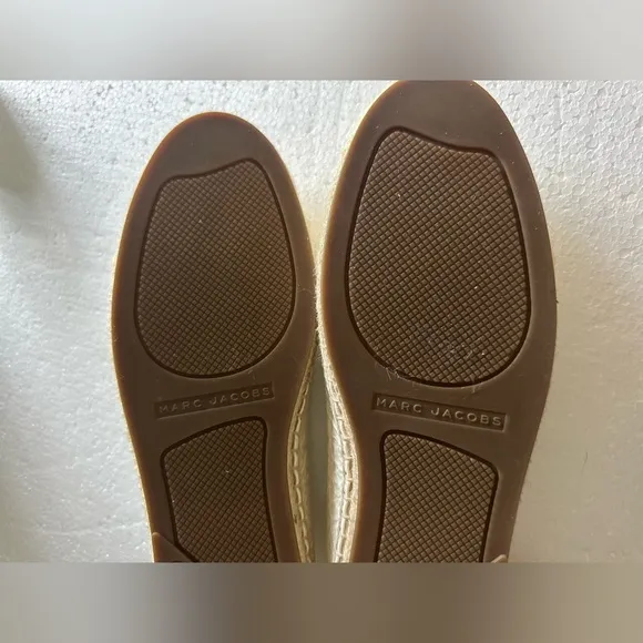 Marc Jacob’s espadrilles Daisy Style