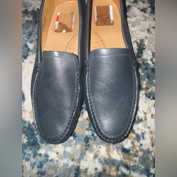Marc Joseph New York women’s Ebey Lane blue loafers size 9.5
