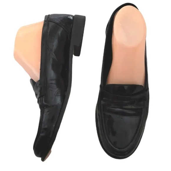 MARE - Black Patent Leather Rounded Toe Loafers