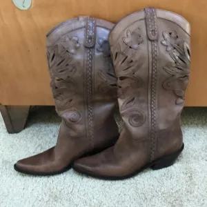 MATISSE women’s brown size 6.5 leather high boots