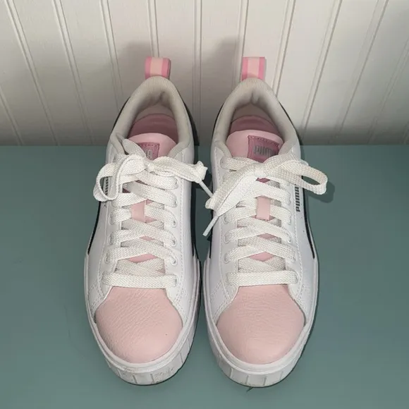 Mayze Aurora Lace Up Sneakers